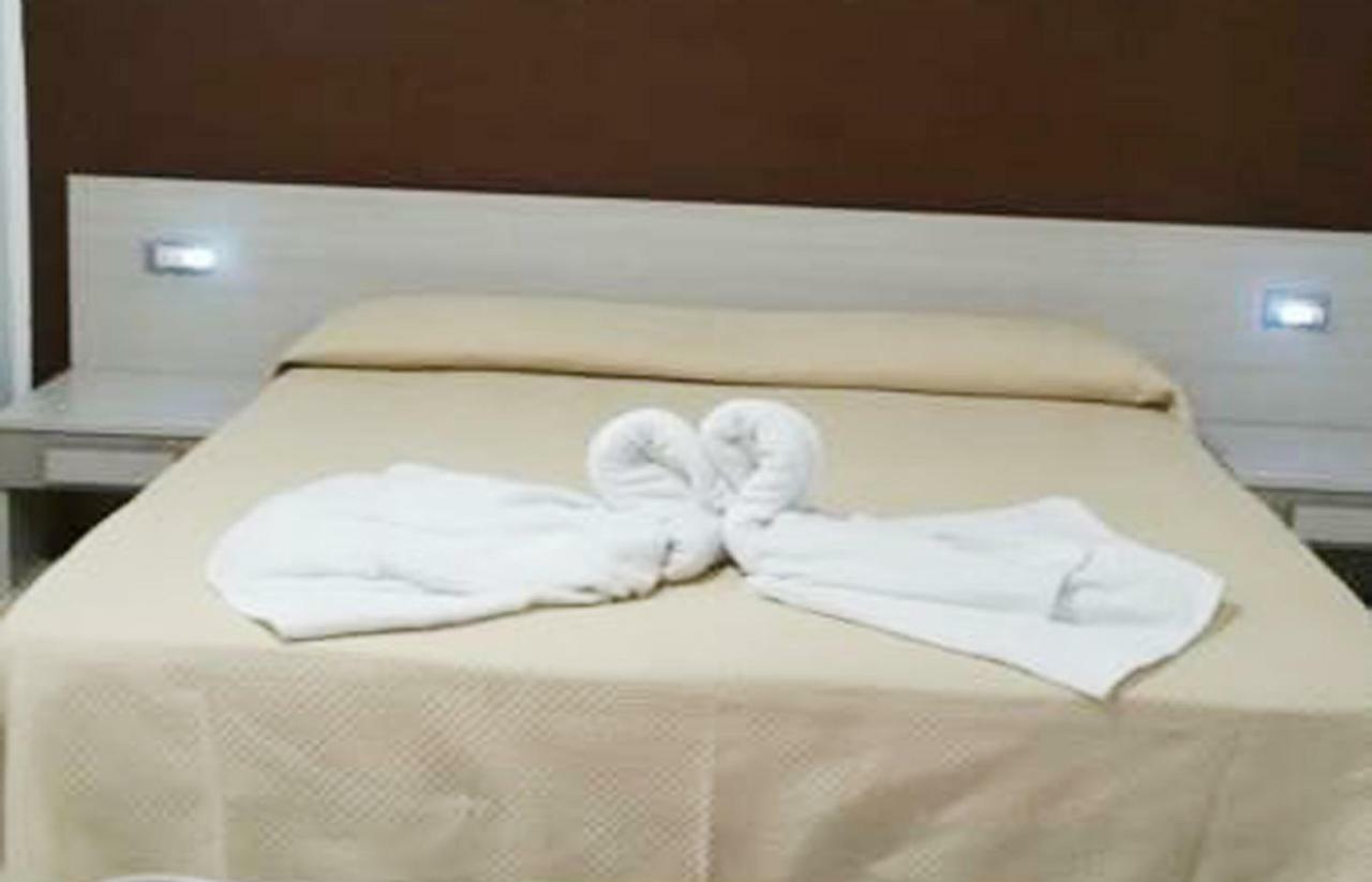 B&B Nettuno Messine Extérieur photo